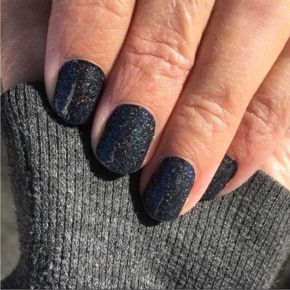 *Retired* Color Street: Only in Vegas | Black Gold Glitter Fall Goth Sparkle - Picture 6 of 16